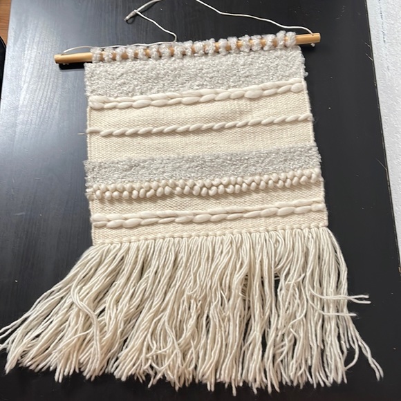 Earthbound Trading Company Knit Woven Wool Blend Wall Hanging 25” Cream Gray - Picture 1 of 4